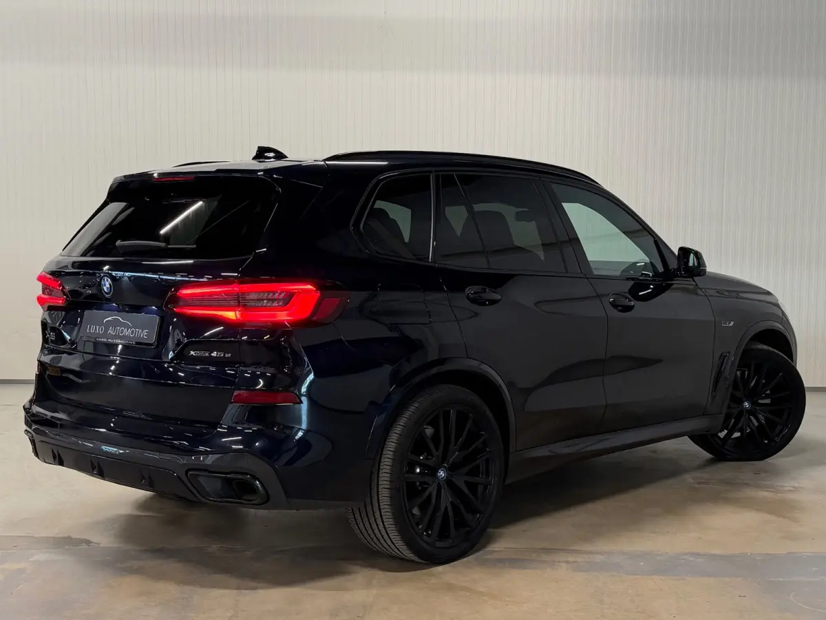 XDrive45e High Executive | KUIPSTOELEN | M-SPORT | PANO | LUCHTVERING | 360 CAMERA