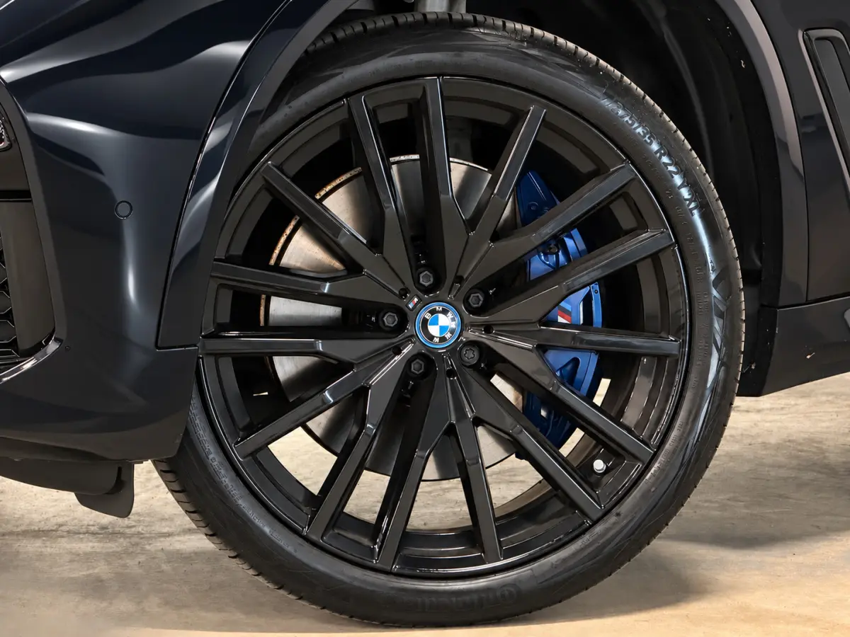 XDrive45e High Executive | KUIPSTOELEN | M-SPORT | PANO | LUCHTVERING | 360 CAMERA