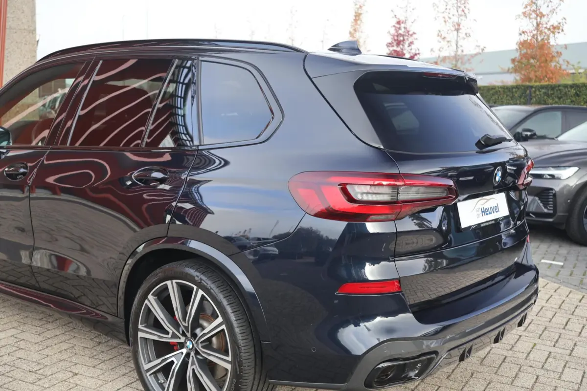 xDrive45e High Executive | M-Sport | HUD | Laser | 22 Inch | SoH 94% | Alcantara Hemel | Camera