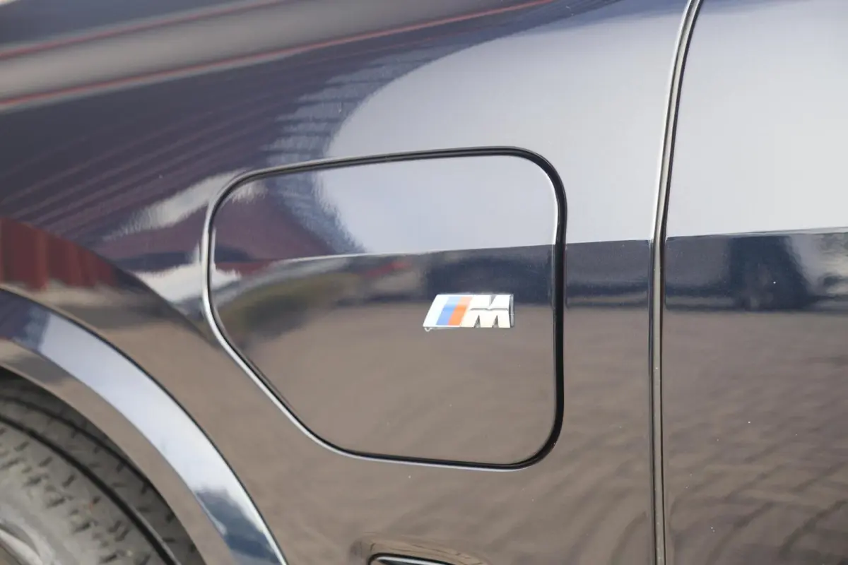 xDrive45e High Executive | M-Sport | HUD | Laser | 22 Inch | SoH 94% | Alcantara Hemel | Camera