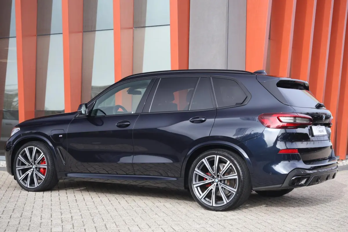 xDrive45e High Executive | M-Sport | HUD | Laser | 22 Inch | SoH 94% | Alcantara Hemel | Camera