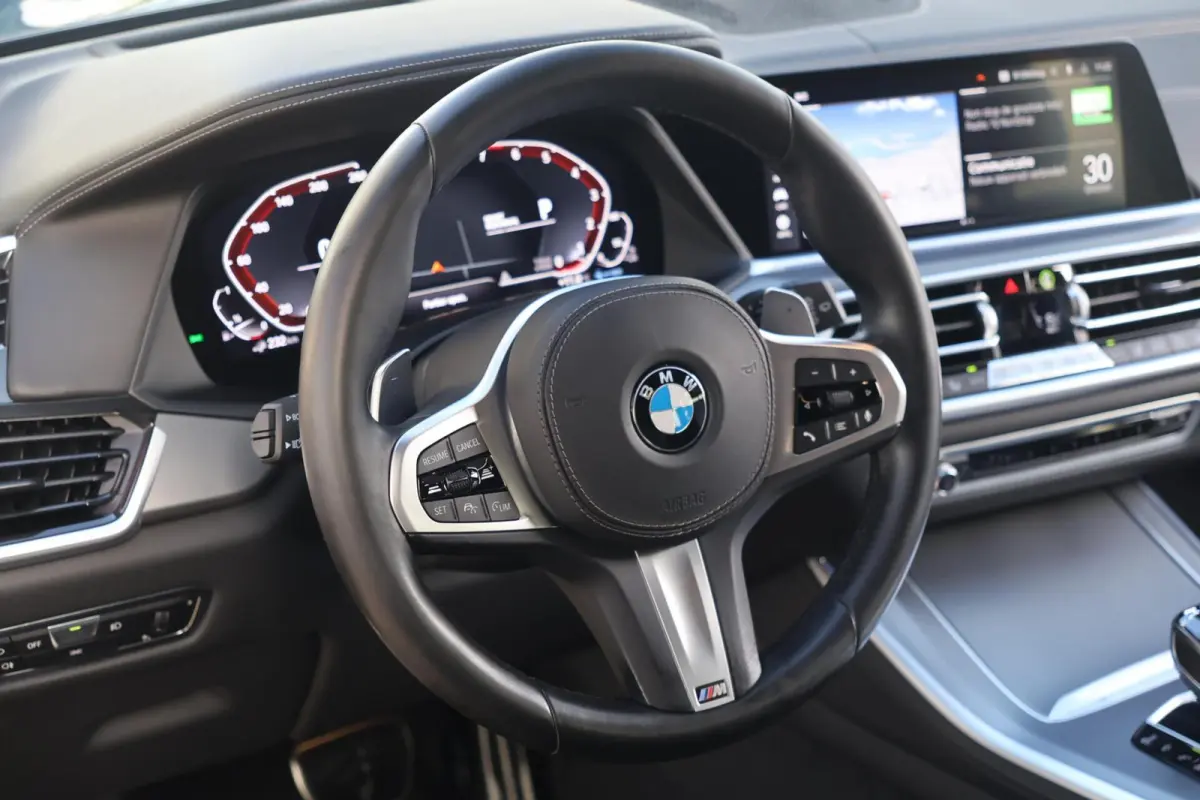 xDrive45e High Executive | M-Sport | HUD | Laser | 22 Inch | SoH 94% | Alcantara Hemel | Camera