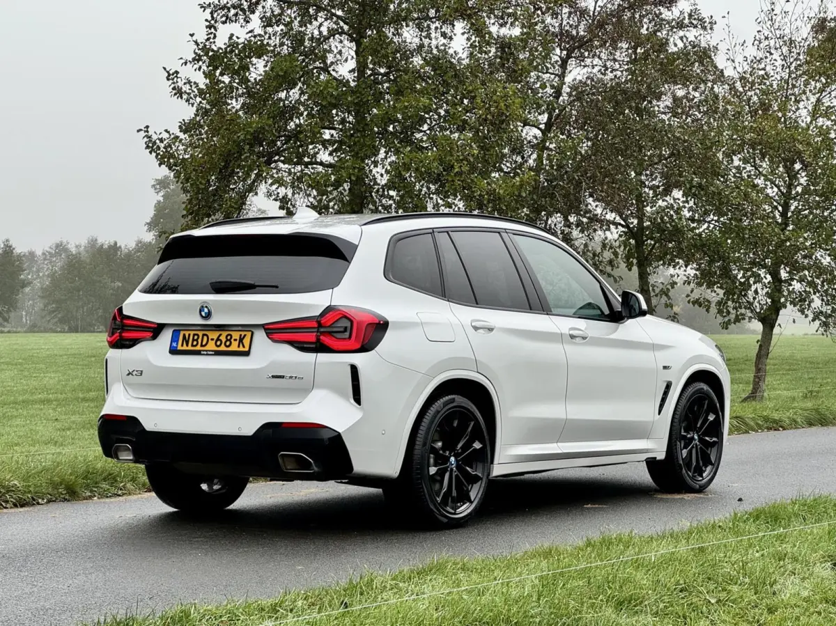xDrive30e M Sport|SOH87%|Laserlight|HUD|Driving Assistant|Comfort Access|Zeer nette auto!