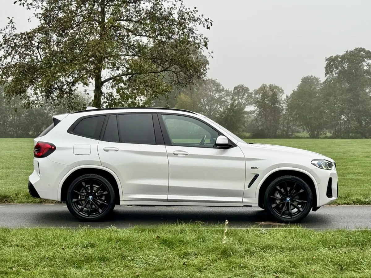 xDrive30e M Sport|SOH87%|Laserlight|HUD|Driving Assistant|Comfort Access|Zeer nette auto!