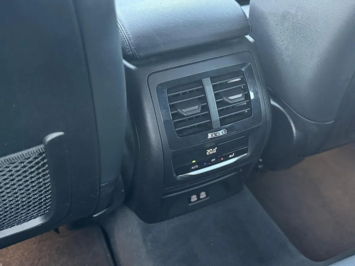 xDrive30e M Sport|SOH87%|Laserlight|HUD|Driving Assistant|Comfort Access|Zeer nette auto!