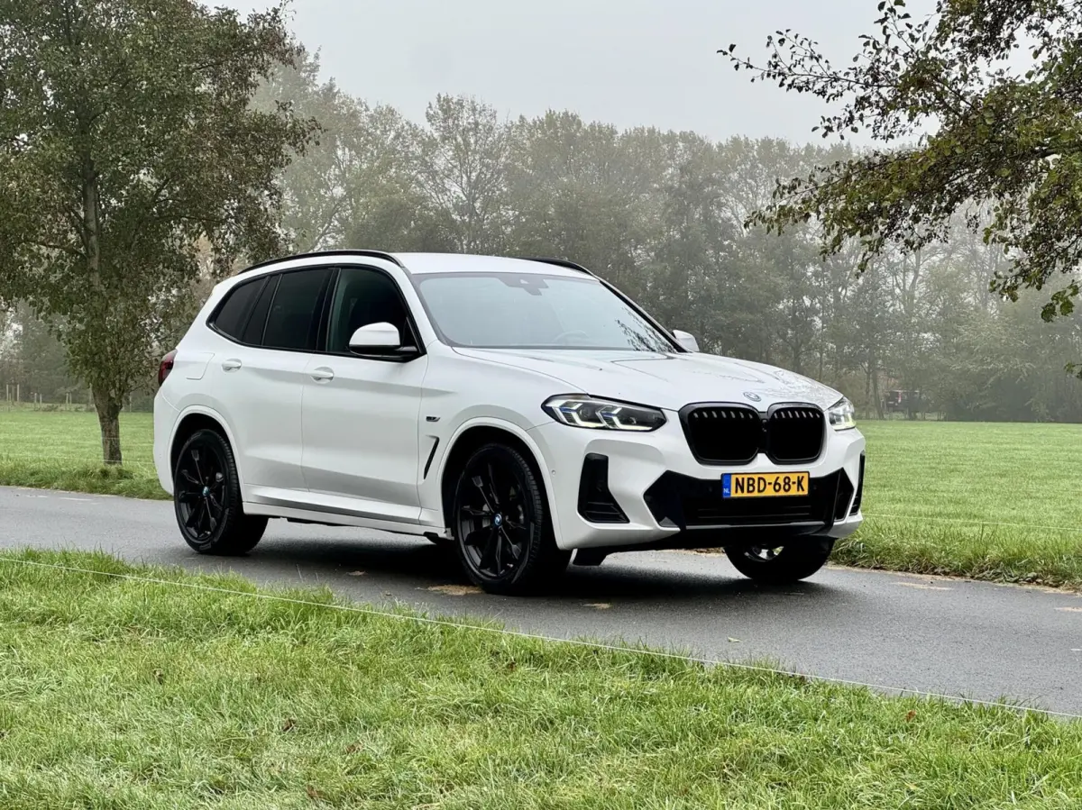 xDrive30e M Sport|SOH87%|Laserlight|HUD|Driving Assistant|Comfort Access|Zeer nette auto!