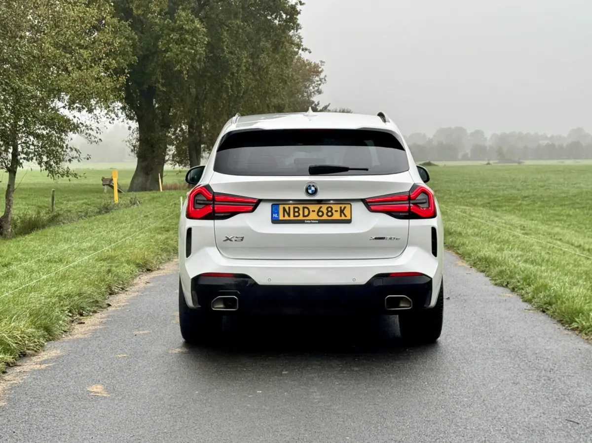 xDrive30e M Sport|SOH87%|Laserlight|HUD|Driving Assistant|Comfort Access|Zeer nette auto!