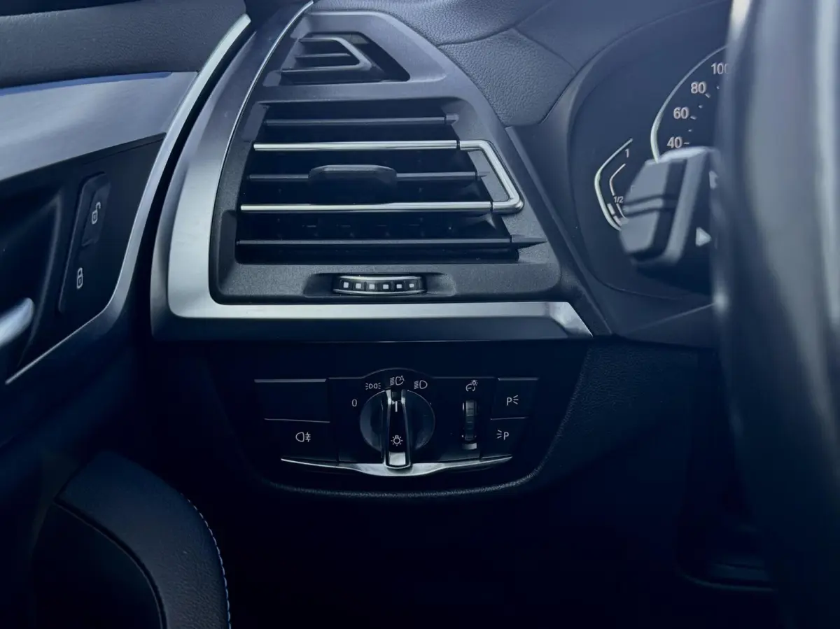 xDrive30e M Sport|SOH87%|Laserlight|HUD|Driving Assistant|Comfort Access|Zeer nette auto!