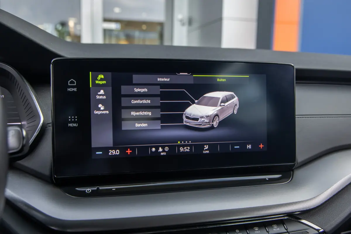 1.0 TSI Ambition | Apple Carplay/Android Auto | Cruise control | Navigatie | Digitaal dashboard | Parkeersensoren | Apple Carplay/Android Auto|telefoonintegratie premium | Keyless start | Me