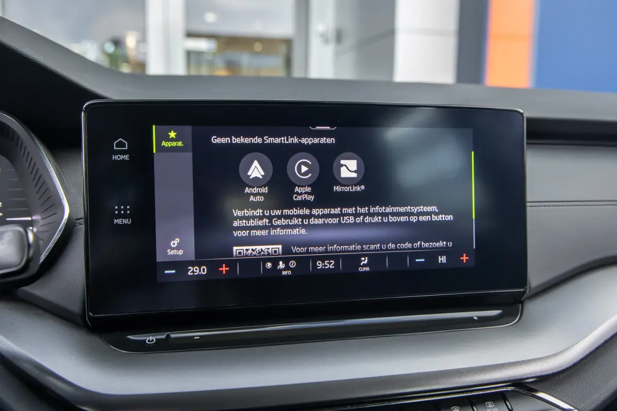 1.0 TSI Ambition | Apple Carplay/Android Auto | Cruise control | Navigatie | Digitaal dashboard | Parkeersensoren | Apple Carplay/Android Auto|telefoonintegratie premium | Keyless start | Me