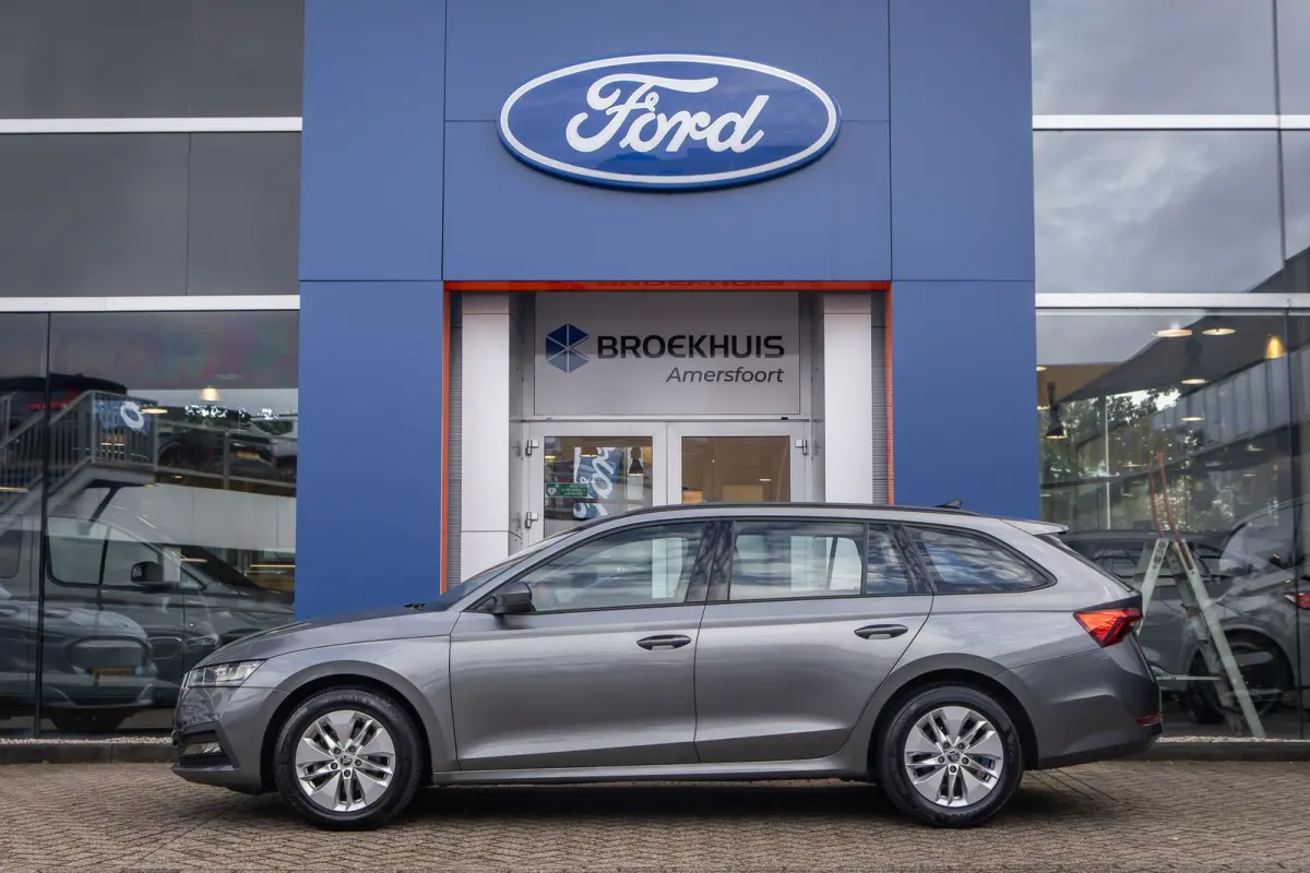 1.0 TSI Ambition | Apple Carplay/Android Auto | Cruise control | Navigatie | Digitaal dashboard | Parkeersensoren | Apple Carplay/Android Auto|telefoonintegratie premium | Keyless start | Me