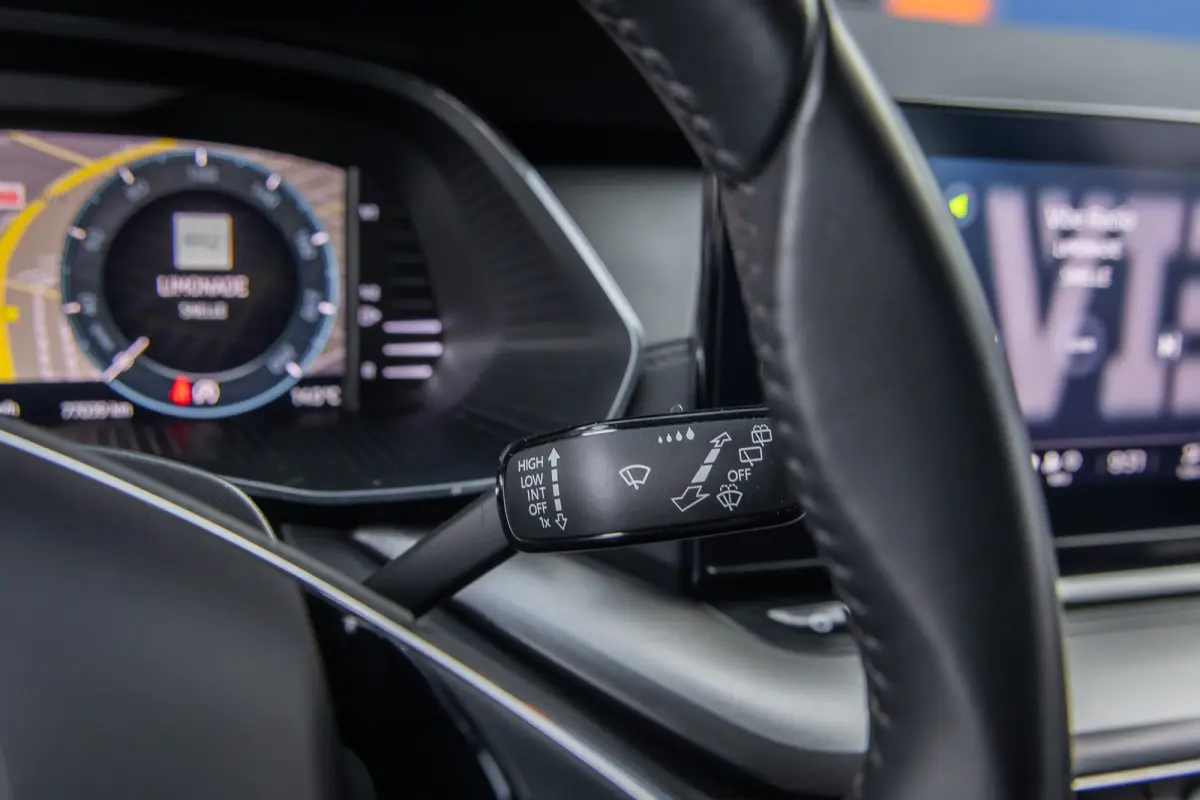 1.0 TSI Ambition | Apple Carplay/Android Auto | Cruise control | Navigatie | Digitaal dashboard | Parkeersensoren | Apple Carplay/Android Auto|telefoonintegratie premium | Keyless start | Me