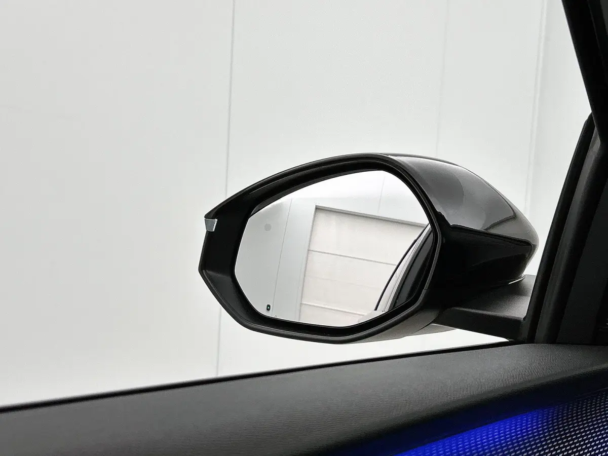 GT 195pk Plug-in Hybrid Automaat | Navigatie | 360 Camera | Elektrische achterklep | Stoelverwarming | Cruise control adaptief | Full LED koplampen | Lichtmetalen velgen 19 inch | Apple Carp