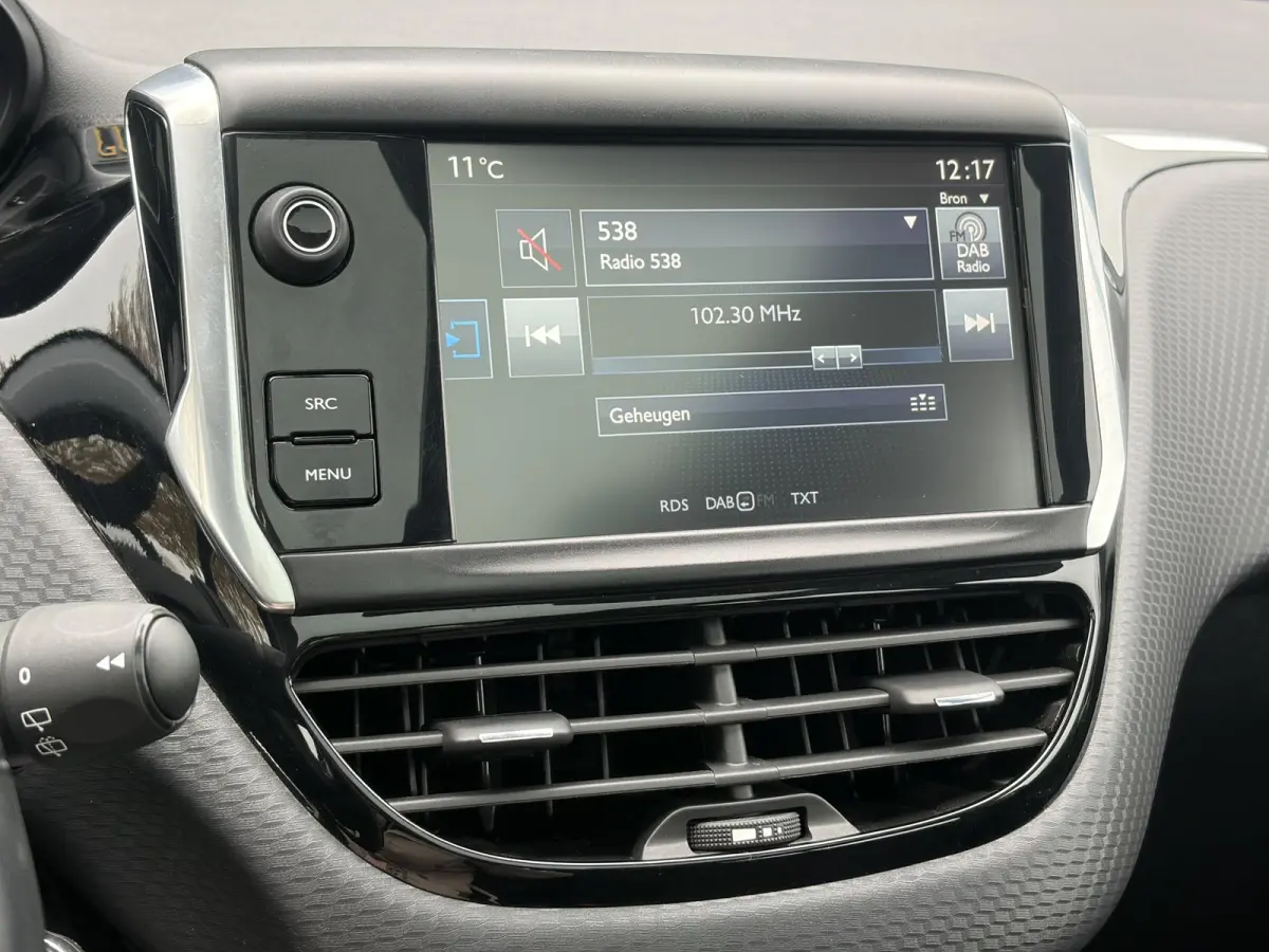 1.2 PureTech Allure ✓D-riem vv in 12-2023✓1e Eigenaar✓Afn Trekhaak✓Dealer Onderhouden✓Pano✓Camera✓Carplay✓Navi✓✓Clima✓Cruise✓Lm velgen✓Pdc✓Recent beurt gehad✓5 