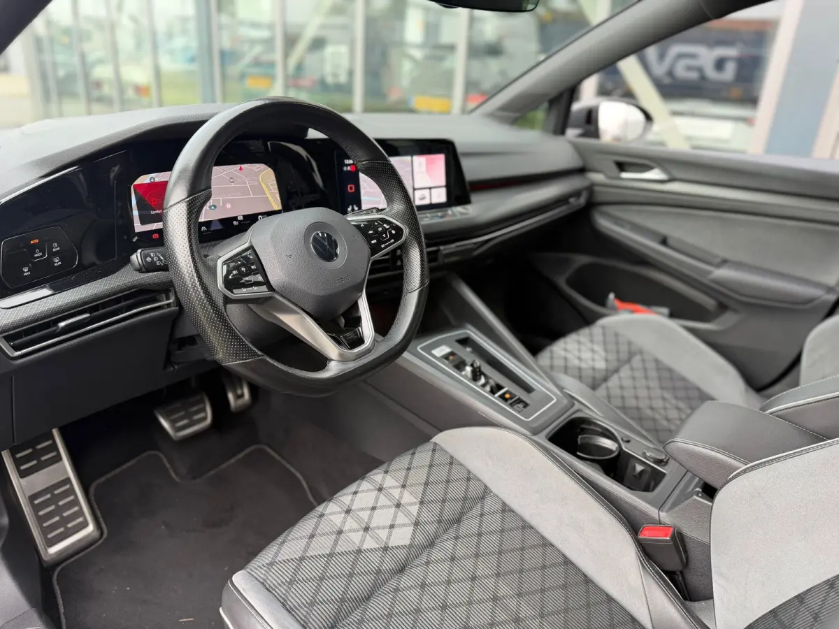 1.5 eTSI R-Line Black Edition Grey 2021