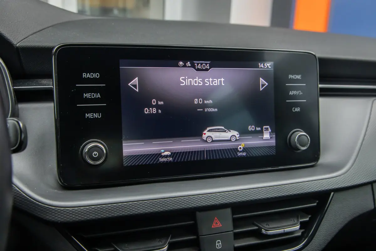 1.0 TSI Ambition | Apple Carplay/Android Auto | Cruise control | Parkeersensoren | Elektrische ramen | Lichtmetalen velgen | Airco | Apple Carplay/Android Auto|telefoonintegratie premium | C