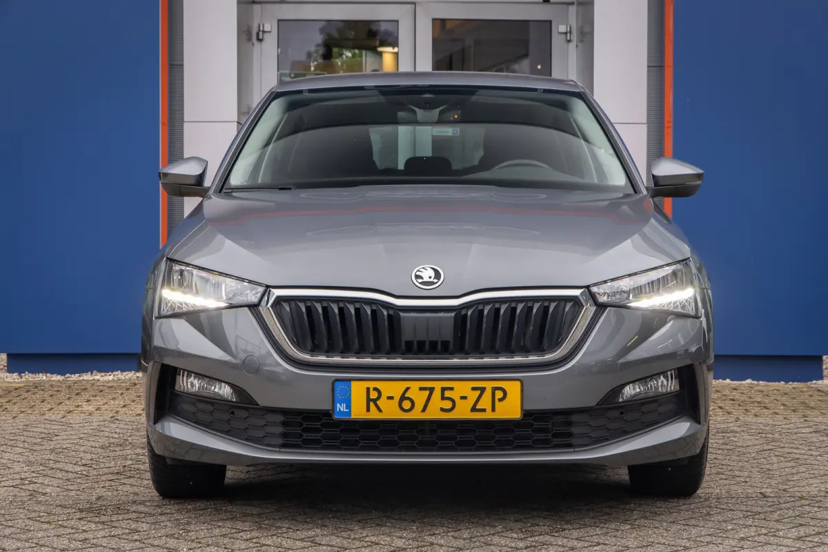 1.0 TSI Ambition | Apple Carplay/Android Auto | Cruise control | Parkeersensoren | Elektrische ramen | Lichtmetalen velgen | Airco | Apple Carplay/Android Auto|telefoonintegratie premium | C