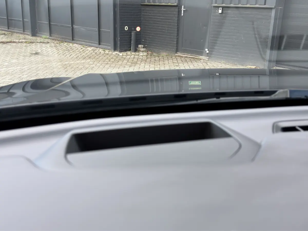2.0 T6 Plug-in hybrid AWD Ultra Dark | Trekhaak | Luchtvering | Panoramadak | 360 Camera | Memory seats |