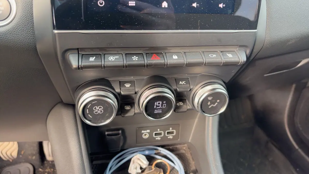 TCe 140 Intens | trekhaak | adaptieve cruise control | stoel-, stuur- & voorruitverw. | 360 camera |