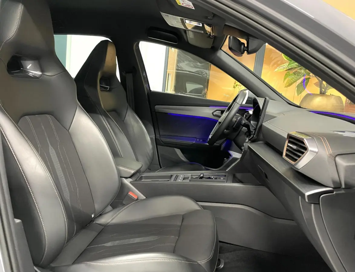 1.4 e-Hybrid VZ 245 PK/ 360 Cam/ Memo/ Sportstuur/ CarPlay