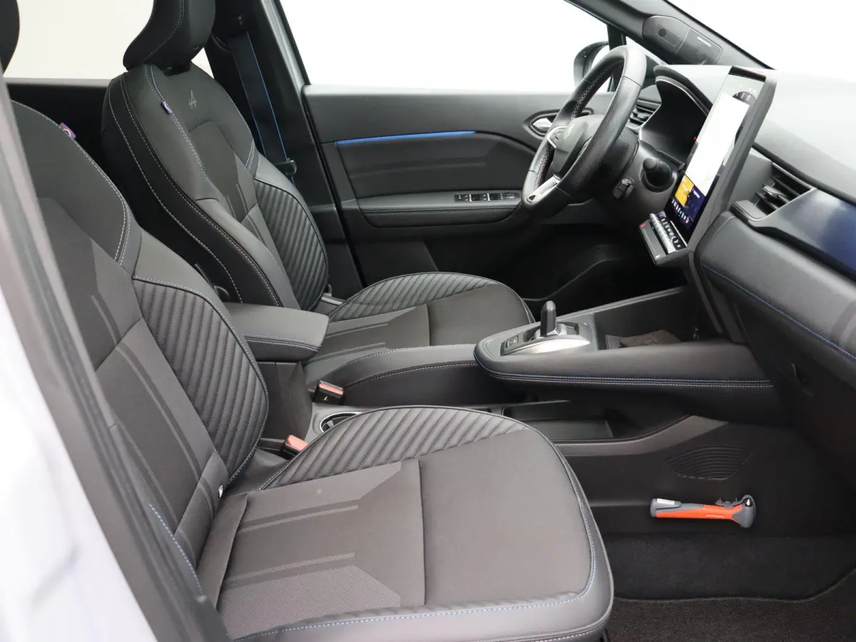 1.8 E-Tech full hybrid 160 esprit Alpine | Schuif/kanteldak | Stoel/stuur verwarming | Elektrische voorruit verwarming | 360' camera |
