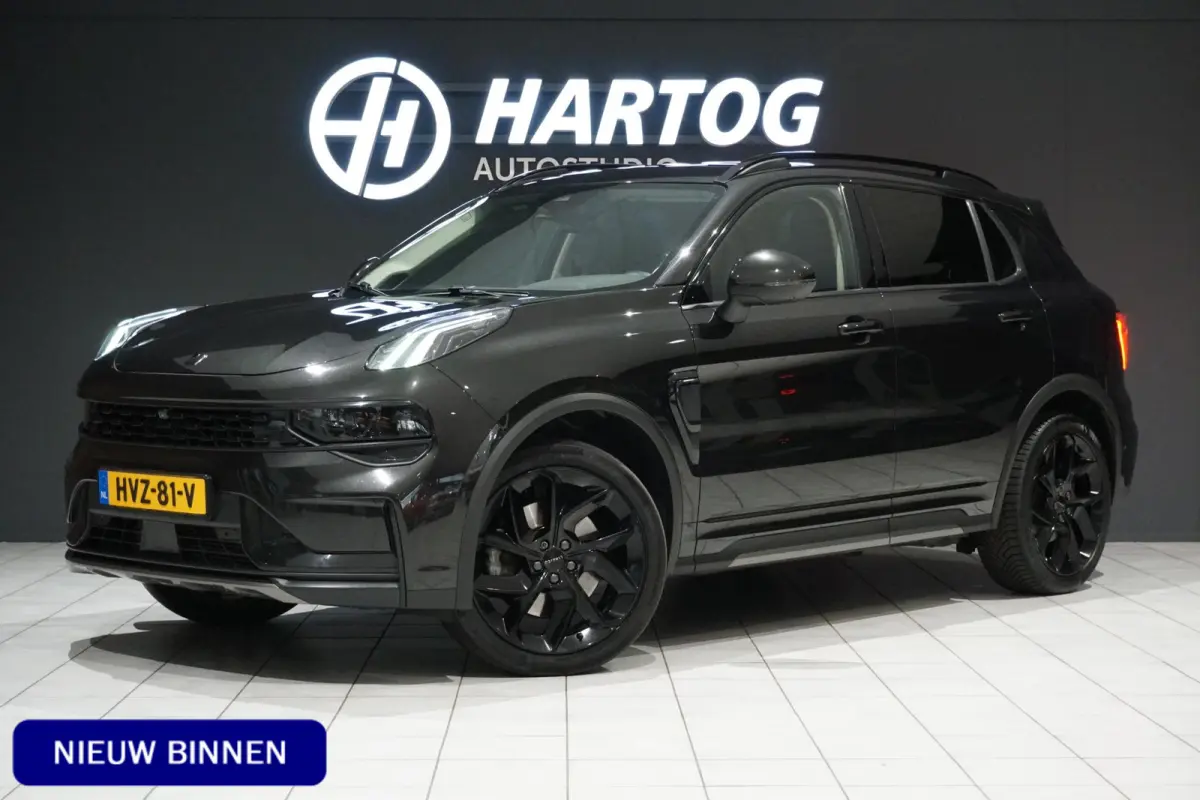 1.5 261PK BLACK PACK + PANORAMA / 360 CAMERA / 20 INCH ZWARTE VELGEN