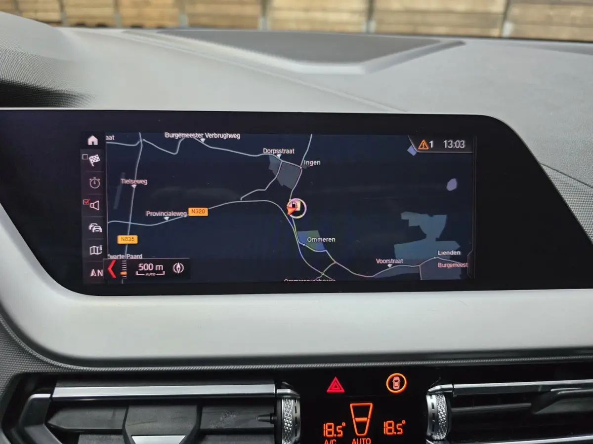 118i High Executive Pano Clima Camera HUD Navi LM