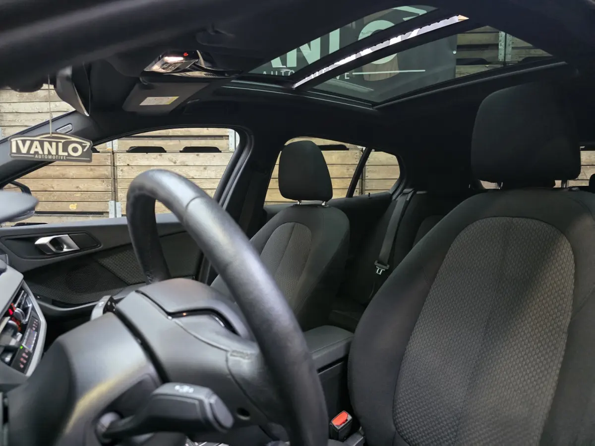 118i High Executive Pano Clima Camera HUD Navi LM