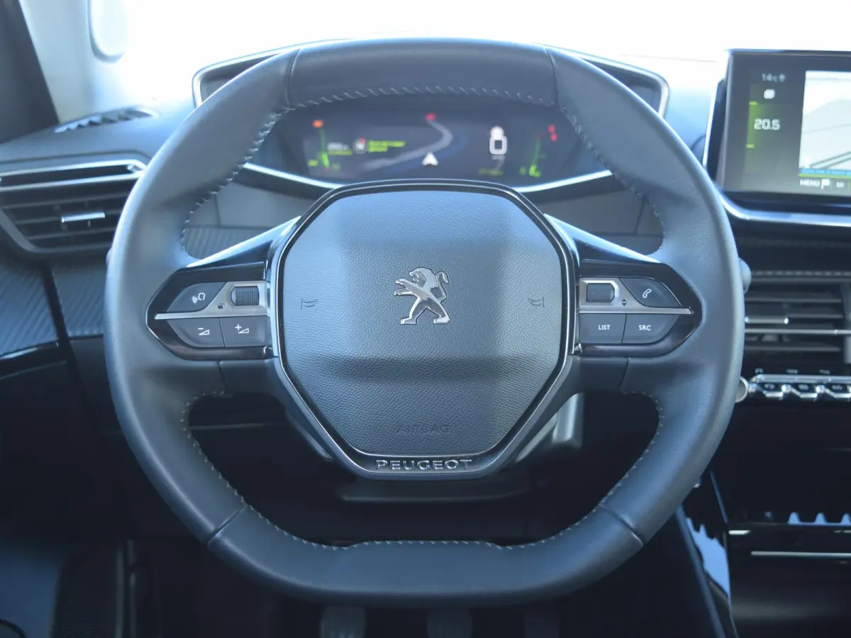1.2 PureTech Blue Lease Allure | 100 PK | NAVI | TREKHAAK | PARKEERSENSOREN MET CAMERA | CLIMATE CONTROL |