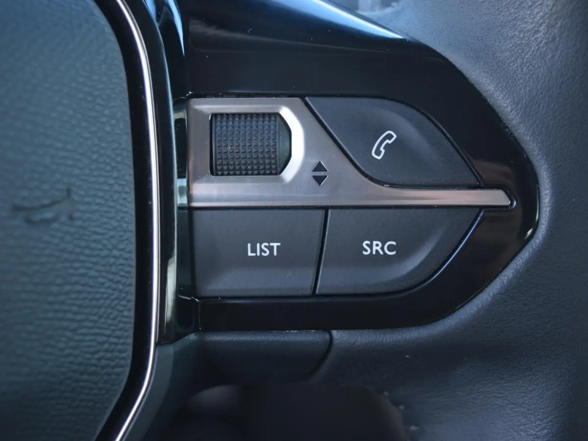 1.2 PureTech Blue Lease Allure | 100 PK | NAVI | TREKHAAK | PARKEERSENSOREN MET CAMERA | CLIMATE CONTROL |