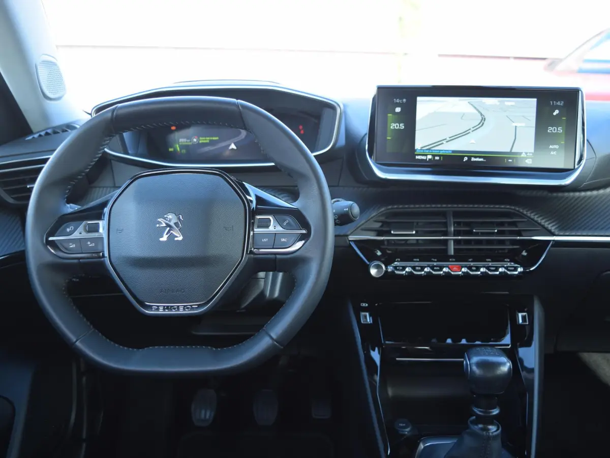 1.2 PureTech Blue Lease Allure | 100 PK | NAVI | TREKHAAK | PARKEERSENSOREN MET CAMERA | CLIMATE CONTROL |