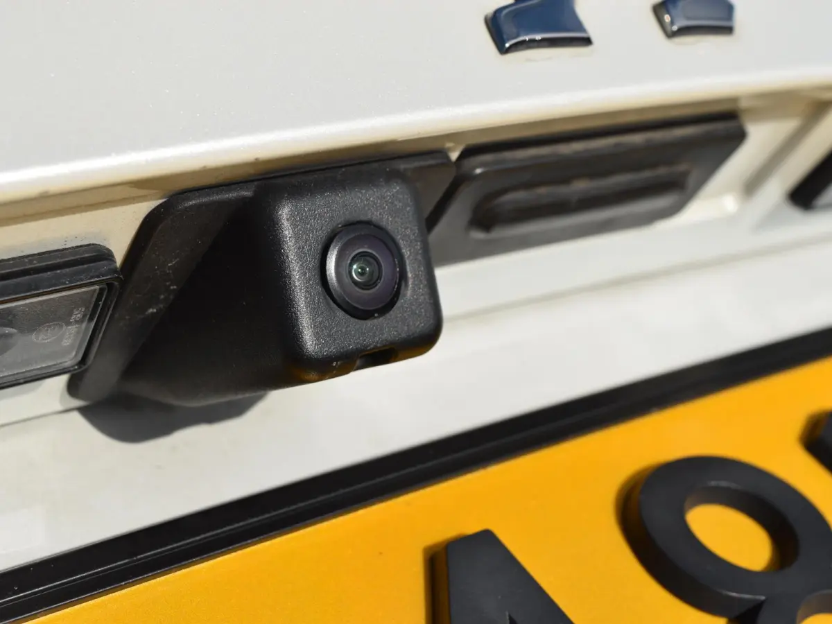 1.2 PureTech Blue Lease Allure | 100 PK | NAVI | TREKHAAK | PARKEERSENSOREN MET CAMERA | CLIMATE CONTROL |