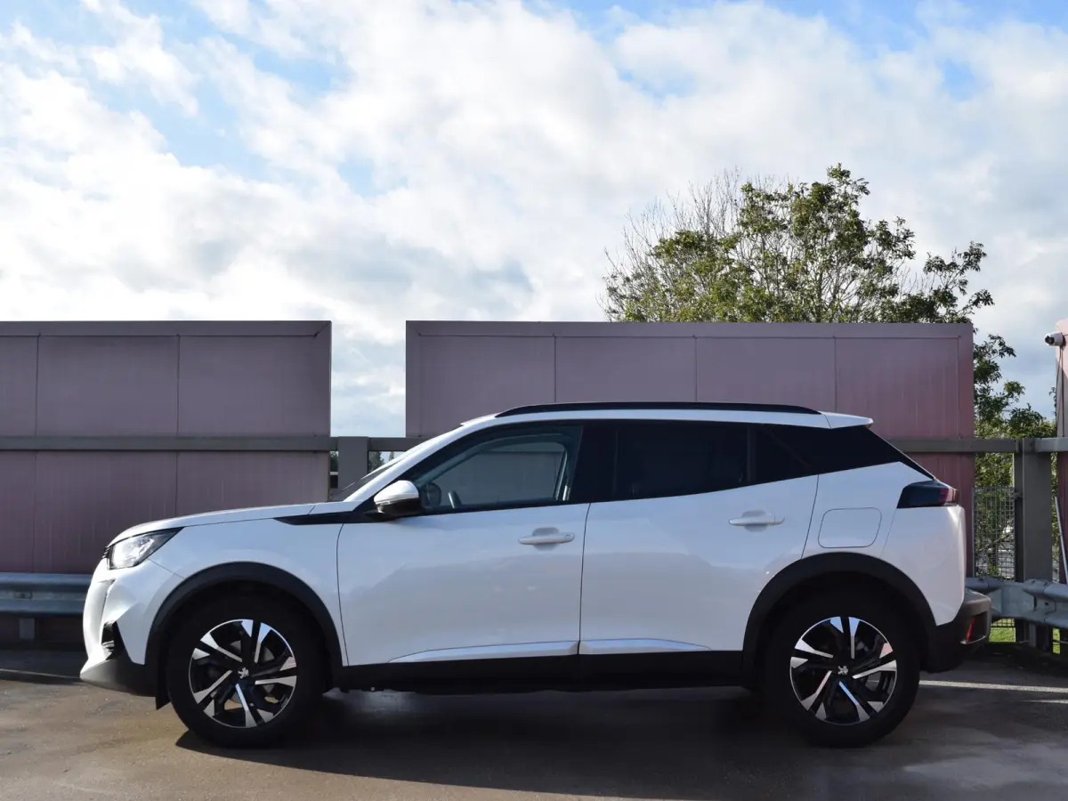 1.2 PureTech Blue Lease Allure | 100 PK | NAVI | TREKHAAK | PARKEERSENSOREN MET CAMERA | CLIMATE CONTROL |