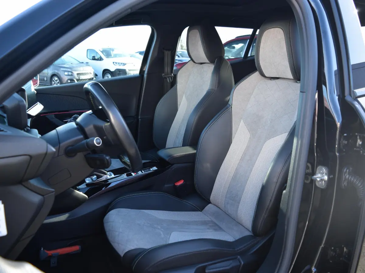 EV GT Pack 50 kWh | SCHUIF / KANTELDAK | ADAPTIVE CRUISE CONTROL | NAVI | CLIMATE CONTROL | PARKEERSENSOREN MET CAMERA