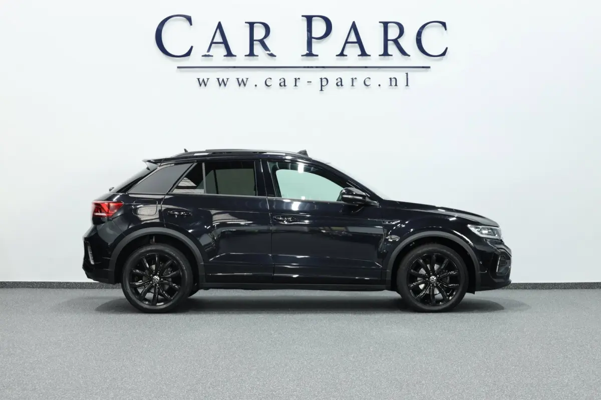 1.5 TSI R-Line BTW/LED/VIRTUAL/SFEER/PANORAMADAK/HALF LEER+S.VERWARMING+MASSAGE/18" LMV/CAM/ACC/12 MDN GARANTIE!