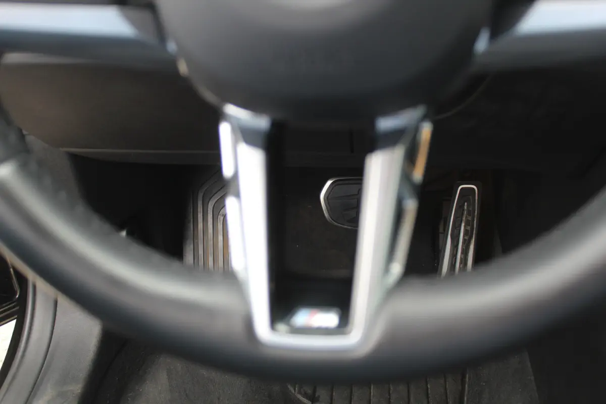 sDrive18i M Sportpakket l Apple Carplay/Android Auto l Navigatiesysteem full map