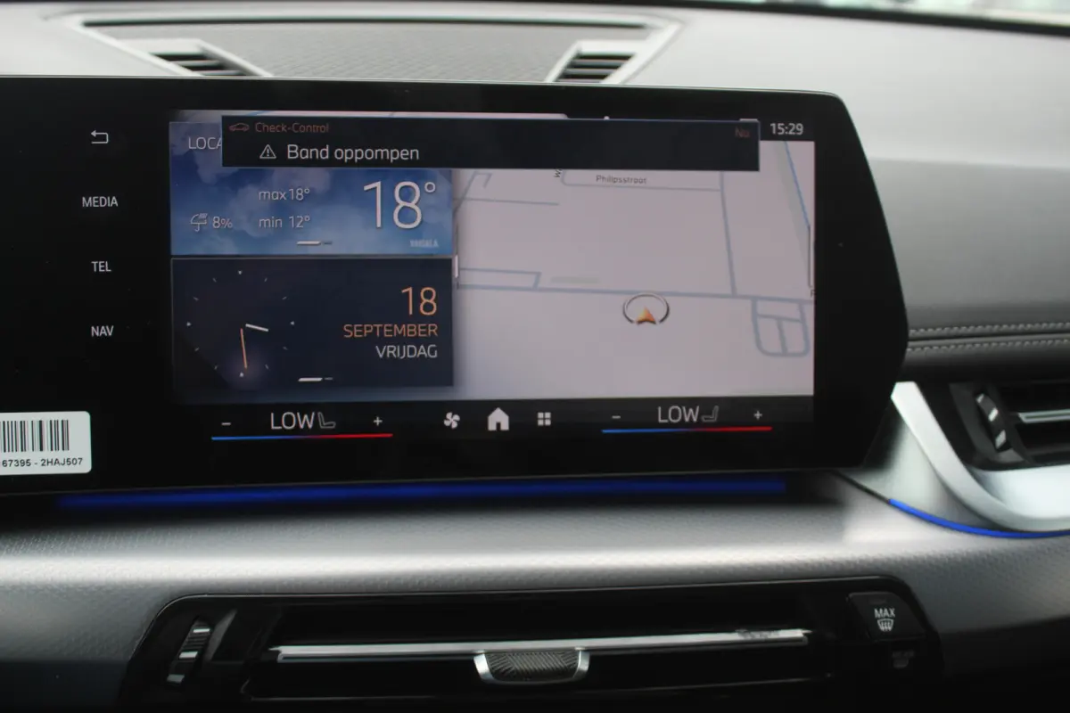 sDrive18i M Sportpakket l Apple Carplay/Android Auto l Navigatiesysteem full map
