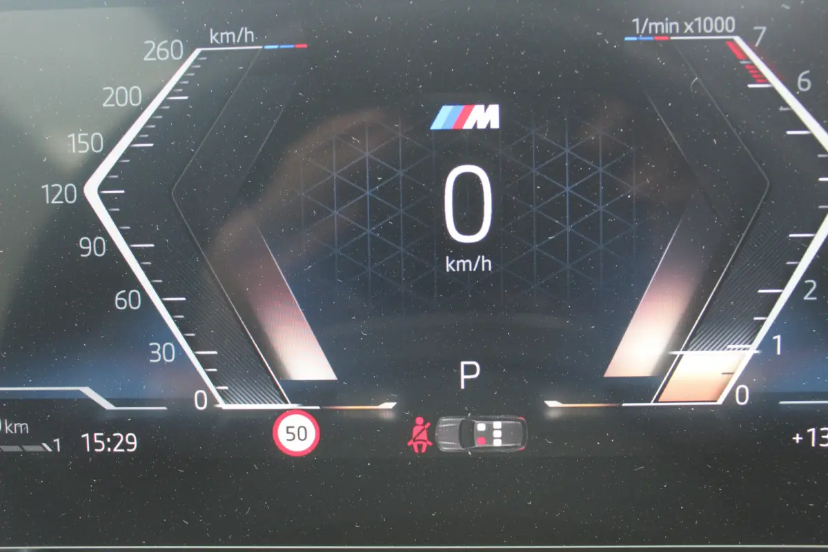 sDrive18i M Sportpakket l Apple Carplay/Android Auto l Navigatiesysteem full map