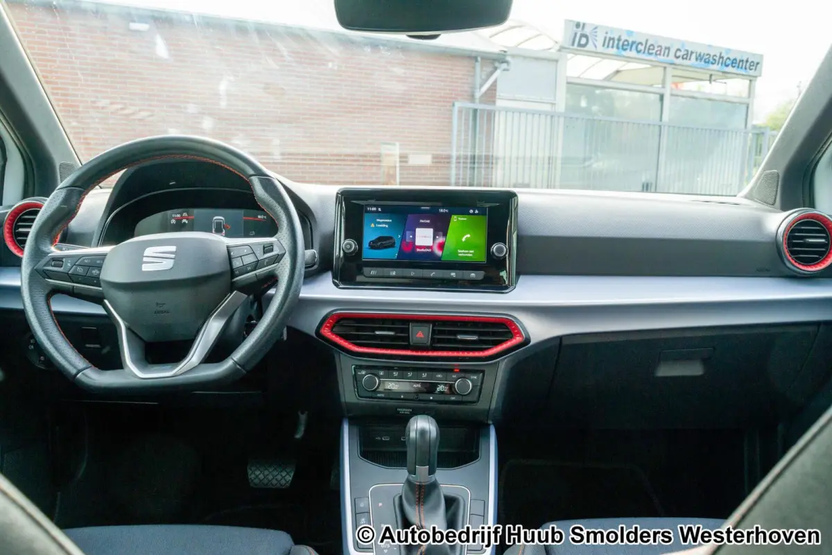 1.0 EcoTSI FR Business Connect