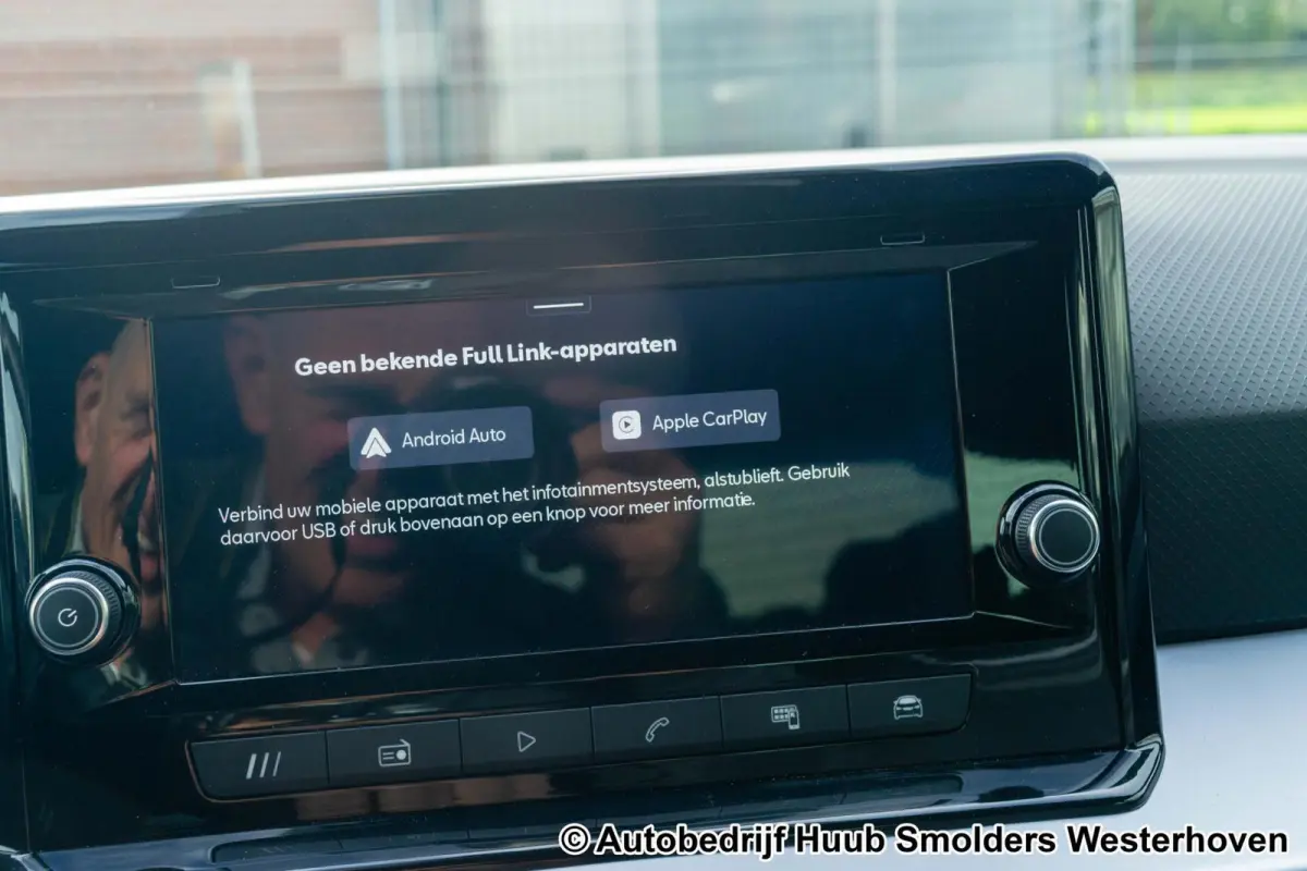 1.0 EcoTSI FR Business Connect