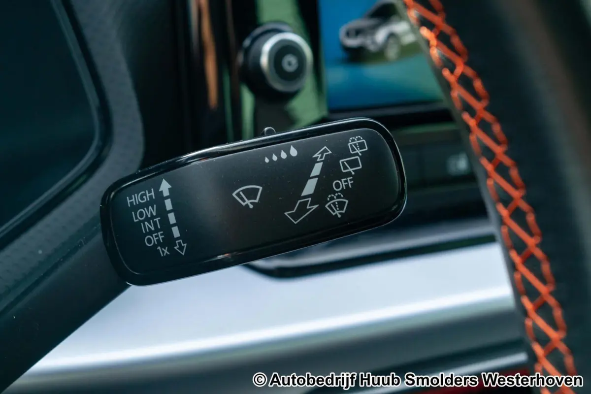 1.0 EcoTSI FR Business Connect