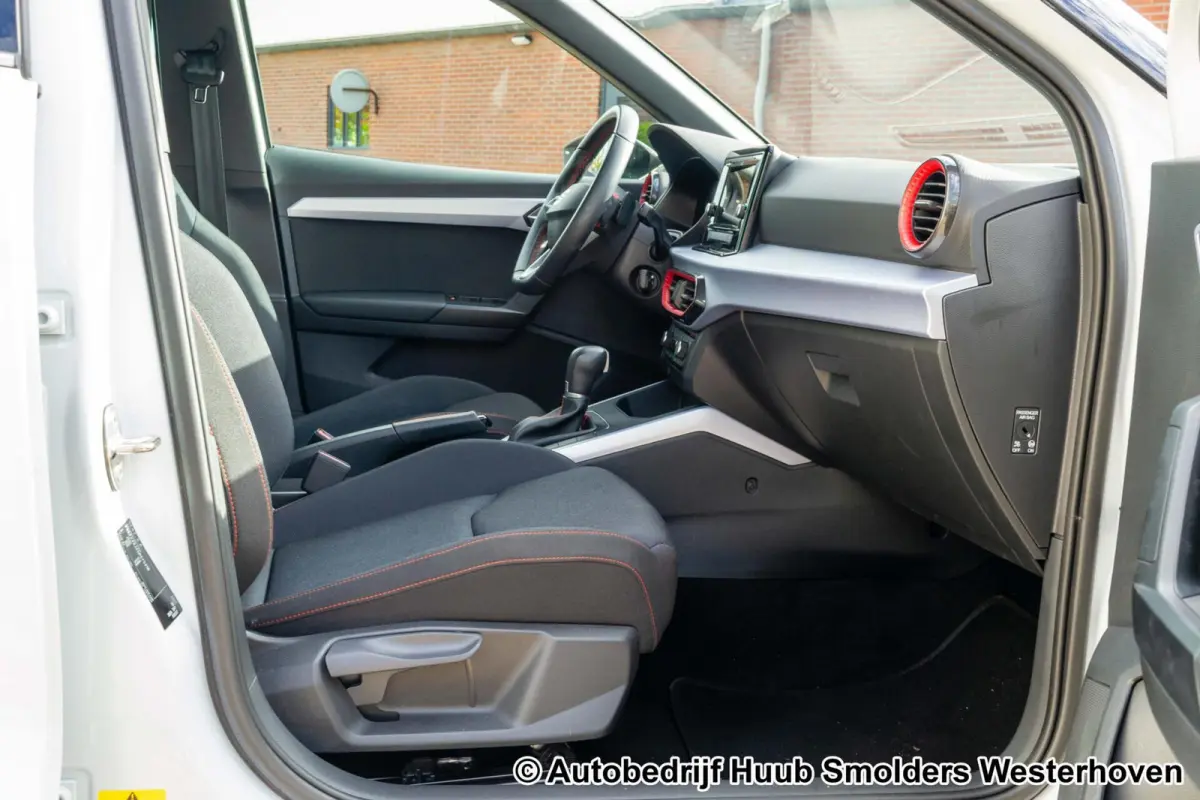 1.0 EcoTSI FR Business Connect