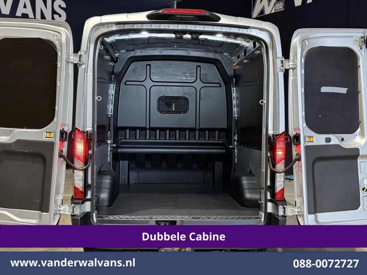 2.0 TDCI 185pk L3H2 Dubbele Cabine Euro6 Airco | 5-Zits | Camera | Navigatie | Apple Carplay | LED | Xenon Android Auto, Trekhaak, Cruisecontrol, Stoelverwarming, Verwarmde Voorruit, Parkeer