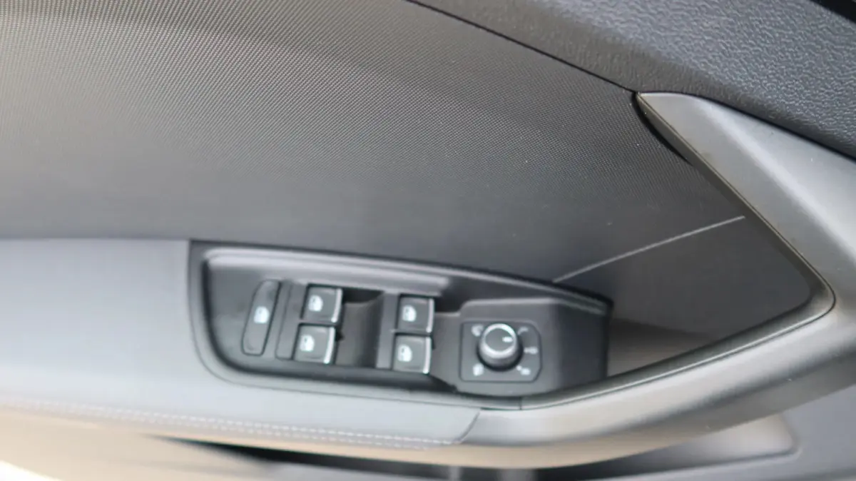 citycarver Audi A1 Citycarver 30 TFSI S tronic – Mythoszwart Metallic