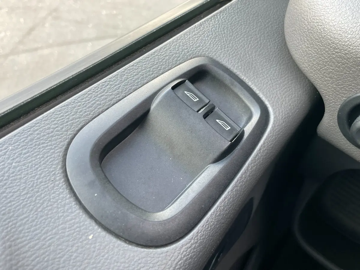 350 2.0 TDCI L3H3 Trend RWD|3-ZITS|1-SCHUIFDEUR|AIRCO|CAMERA|CRUISE CONTROL|BLUETOOTH|PDC V+A|2 A-DEUREN|BETIMMERING|