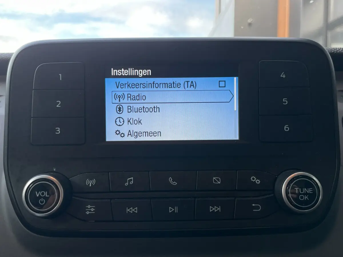 350 2.0 TDCI L3H3 Trend RWD|3-ZITS|1-SCHUIFDEUR|AIRCO|CAMERA|CRUISE CONTROL|BLUETOOTH|PDC V+A|2 A-DEUREN|BETIMMERING|