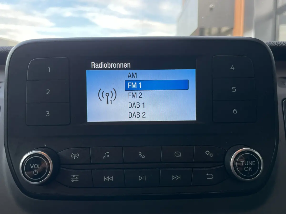 350 2.0 TDCI L3H3 Trend RWD|3-ZITS|1-SCHUIFDEUR|AIRCO|CAMERA|CRUISE CONTROL|BLUETOOTH|PDC V+A|2 A-DEUREN|BETIMMERING|