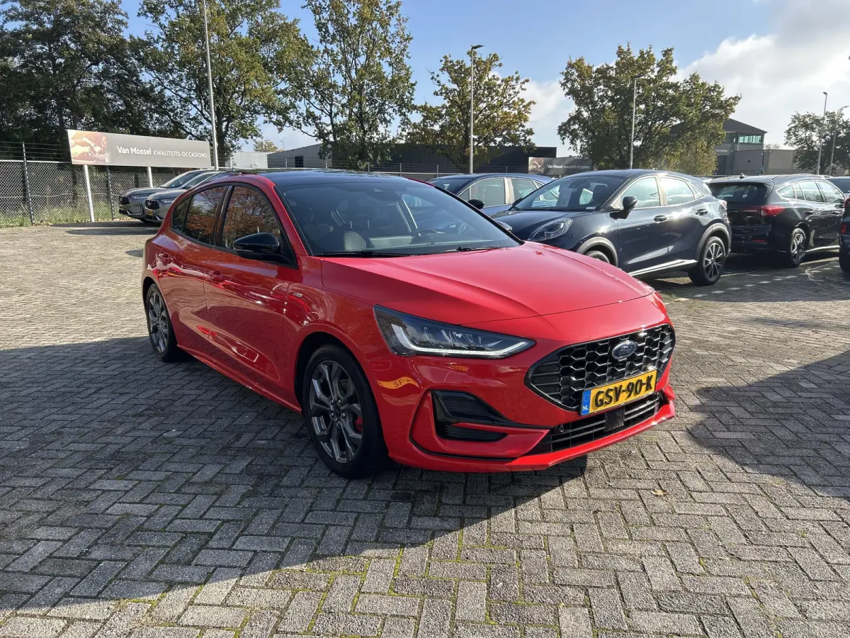 1.0 EcoBoost Hybrid ST Line X | Automaat | Trekhaak Afneembaar 1500KG | Panoramadak | Camera | Winterpack