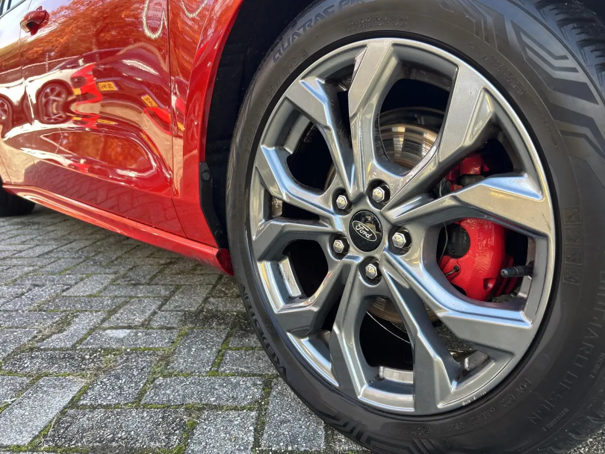 1.0 EcoBoost Hybrid ST Line X | Automaat | Trekhaak Afneembaar 1500KG | Panoramadak | Camera | Winterpack