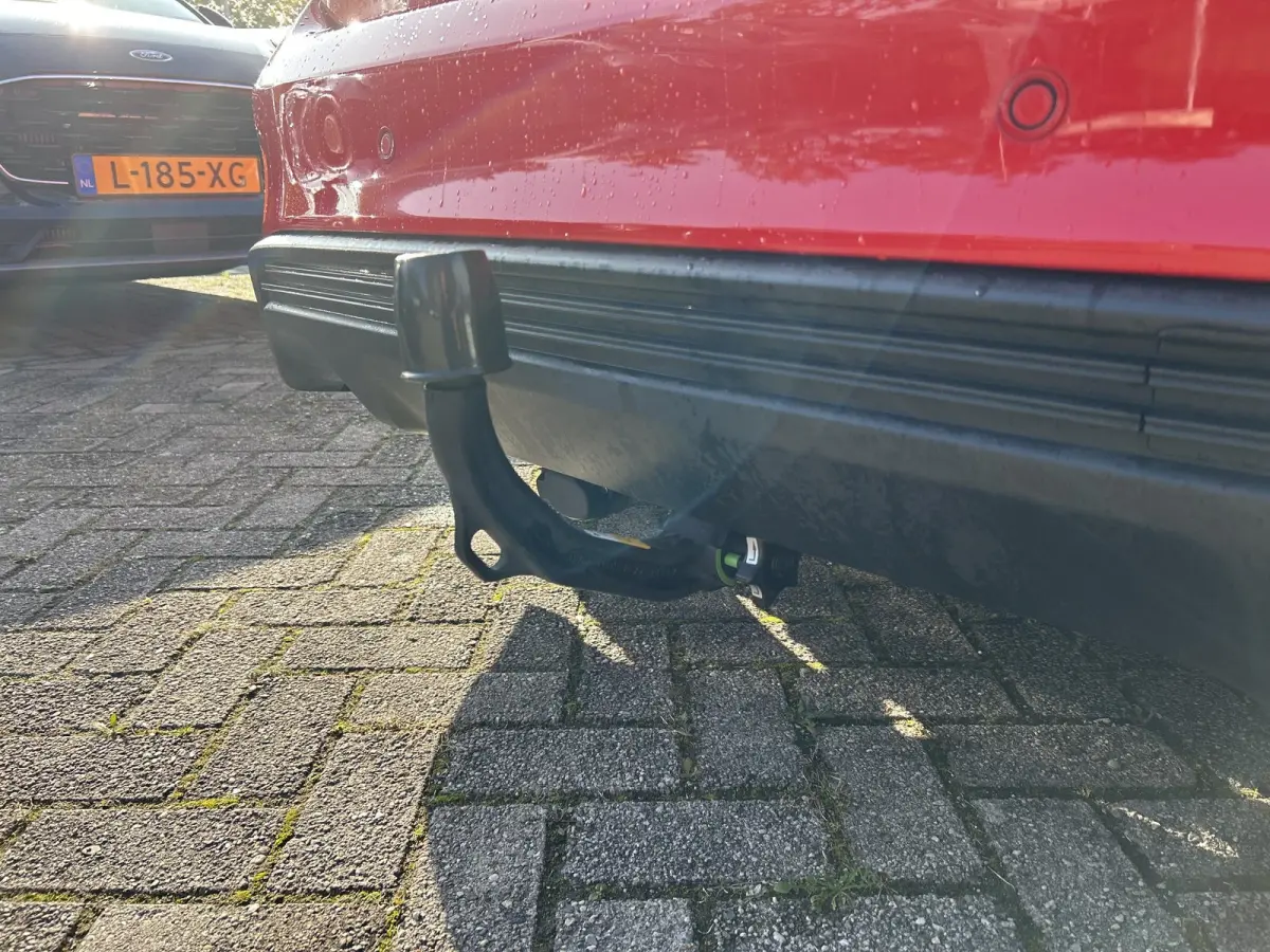 1.0 EcoBoost Hybrid ST Line X | Automaat | Trekhaak Afneembaar 1500KG | Panoramadak | Camera | Winterpack